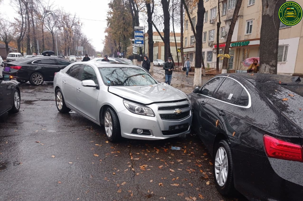 podrobno.uz - В Ташкенте в ДТП попали сразу три автомобиля Malibu.