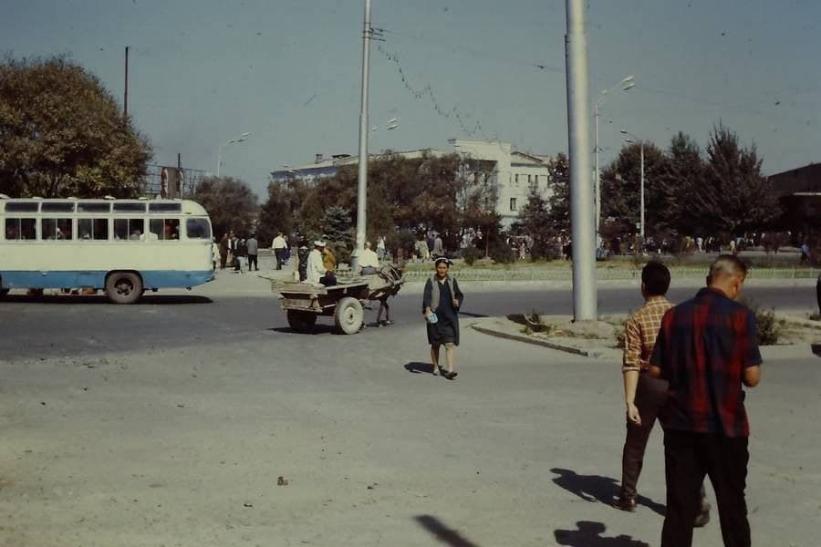 Погода янги нишан. Нукус старый город. Старый город Нукус 1970. Нукус 1990. Нукус в 1980 год.