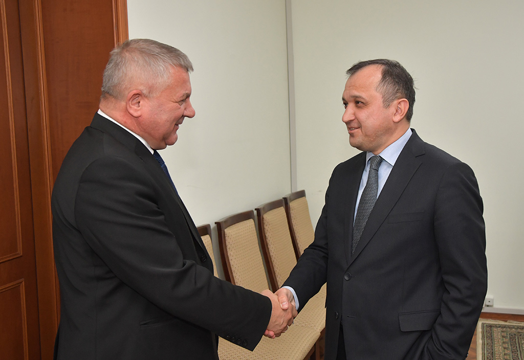 kun.uz - Посол Беларуси посетил МИД Узбекистана.