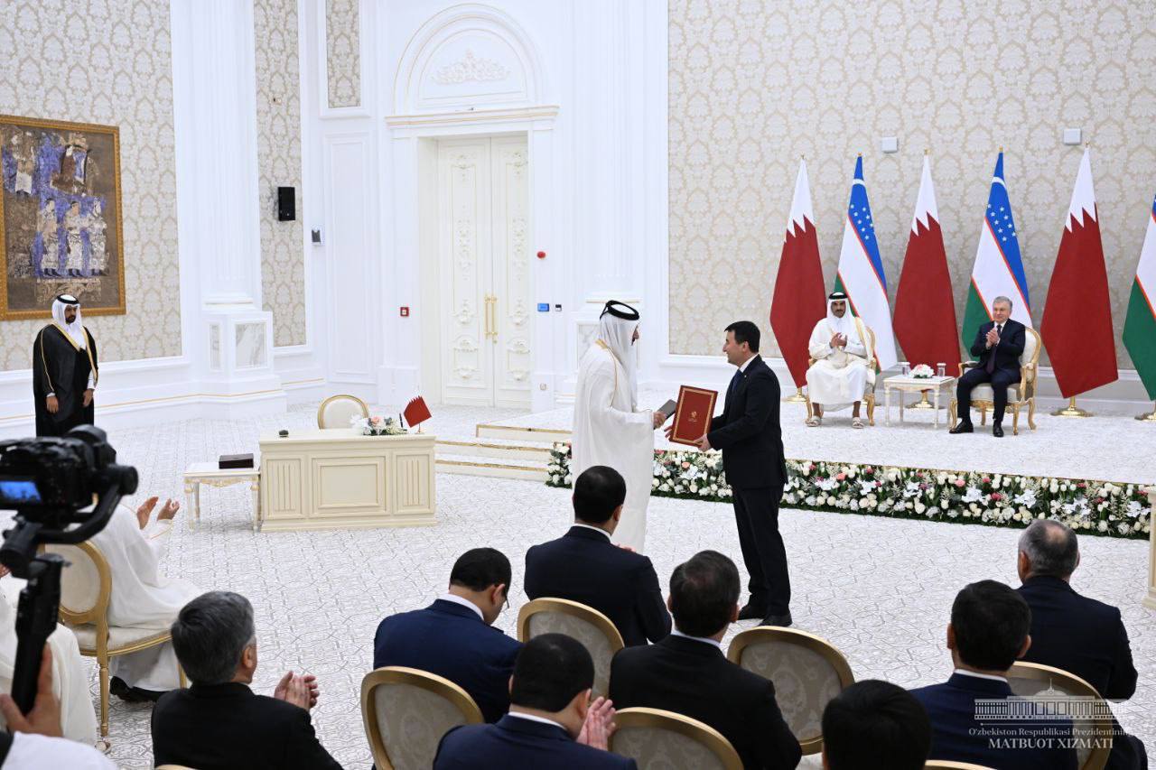 kun.uz - Узбекистан и Катар подписали 15 документов.