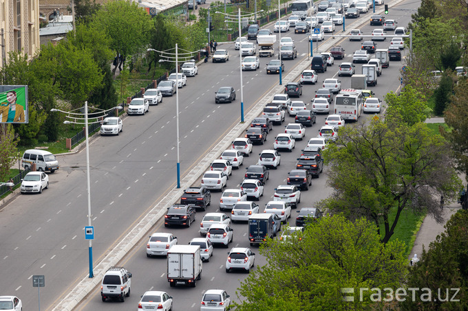 gazeta.uz - Продажи легковых авто в июне упали до минимума с конца 2021 года